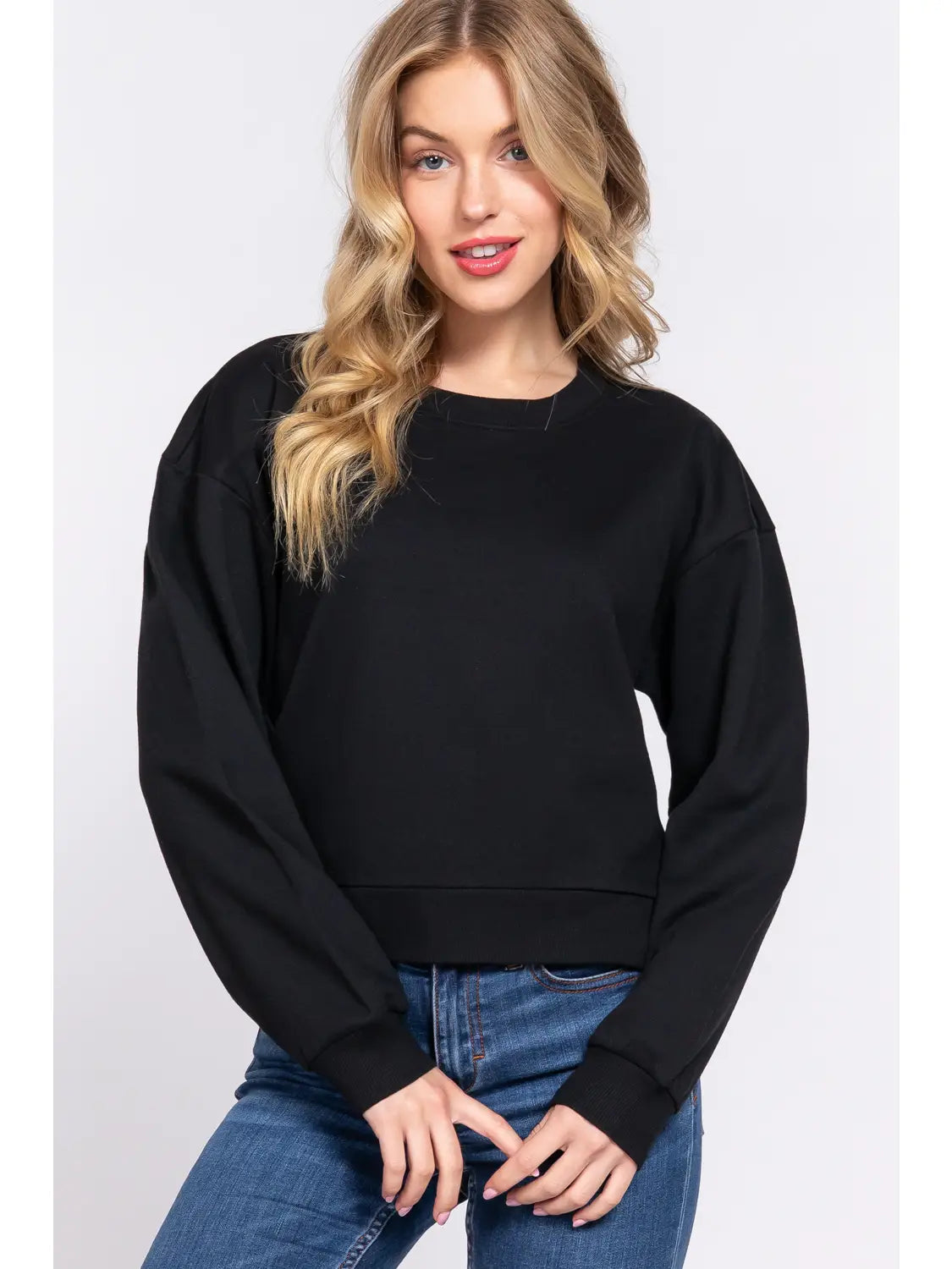 Long Sleeve Round Neck Crop Sweatshirt