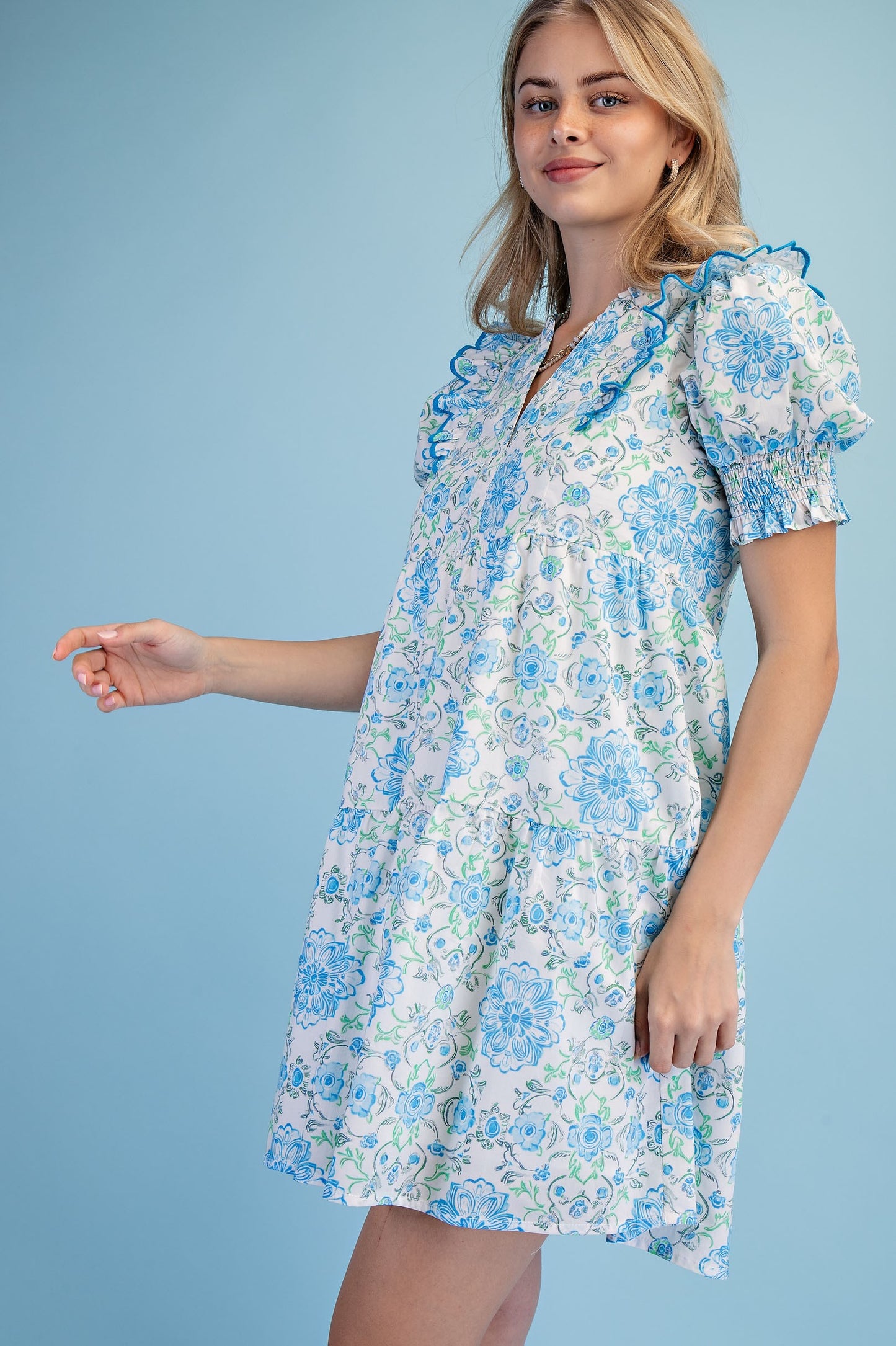 Floral Print V-neck Tiered Dress