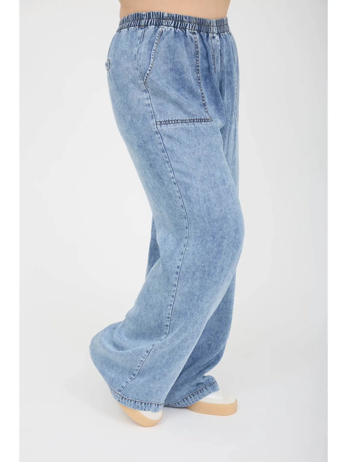 Plus Washed Chambray Elastic Waist Wide Leg Pants