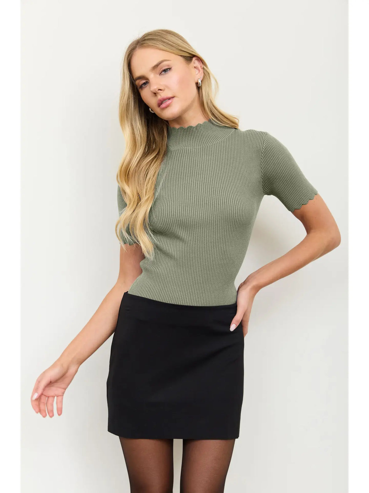 Scallop Mock Neck Short Sleeve Sweater