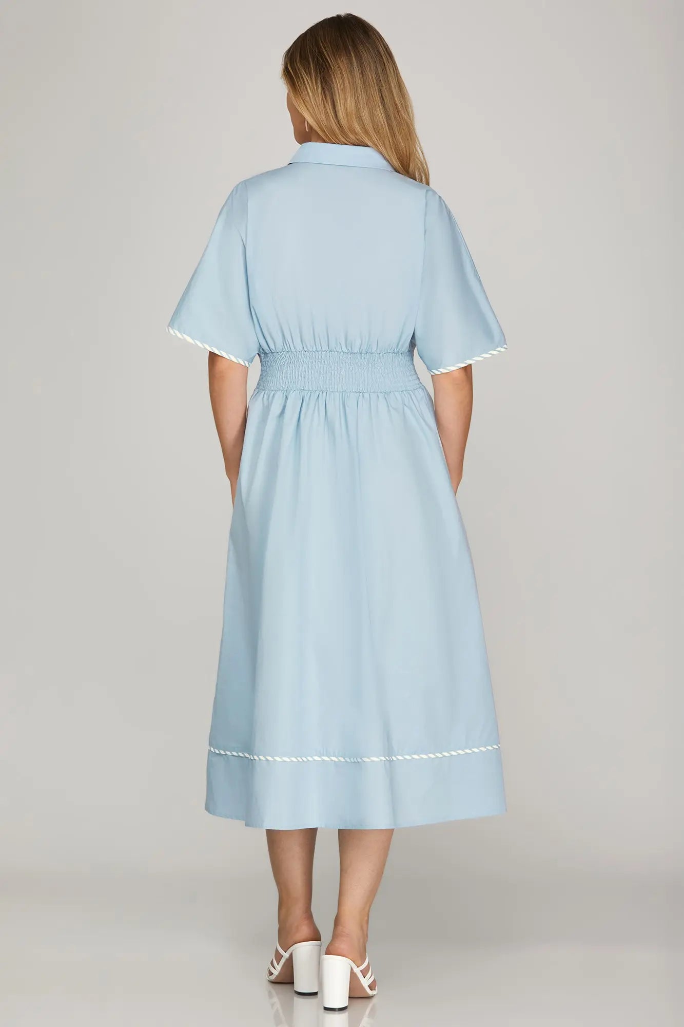 DROP SHOULDER SHORT SLEEVE WAIST PINTUCK AND SMOCKING WOVEN MIDI SHIRT DRESS WITH CONTRAST PIPING AND POCKETS