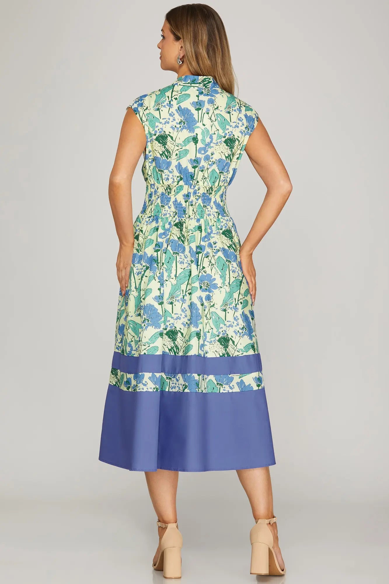 DROP SHOULDER SMOCKED WAIST FRONT ZIP PRINTED MIDI DRESS