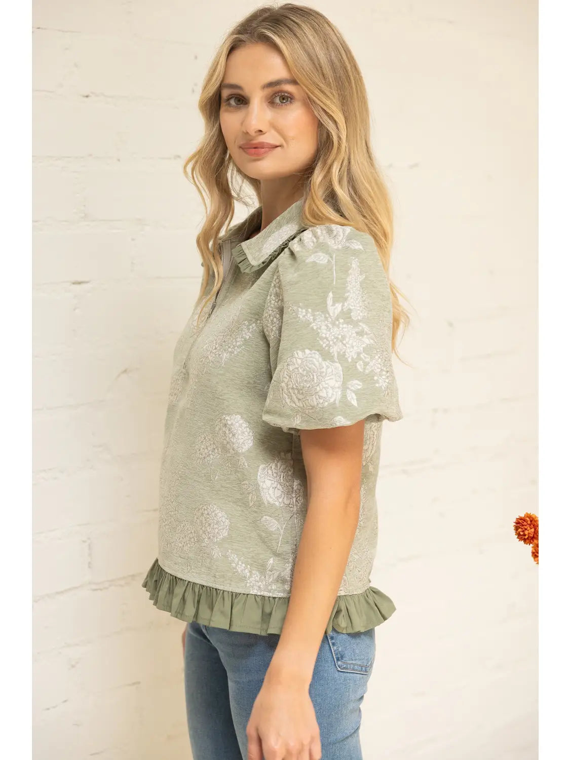 Ruffled Collar Half Zip Floral Velvet Jacquard Top
