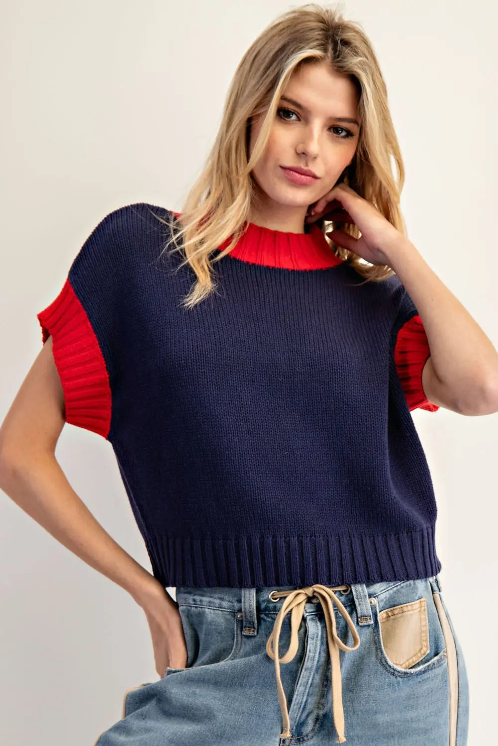 Contrast Ribbed Mock Neck Cropped Sweater
