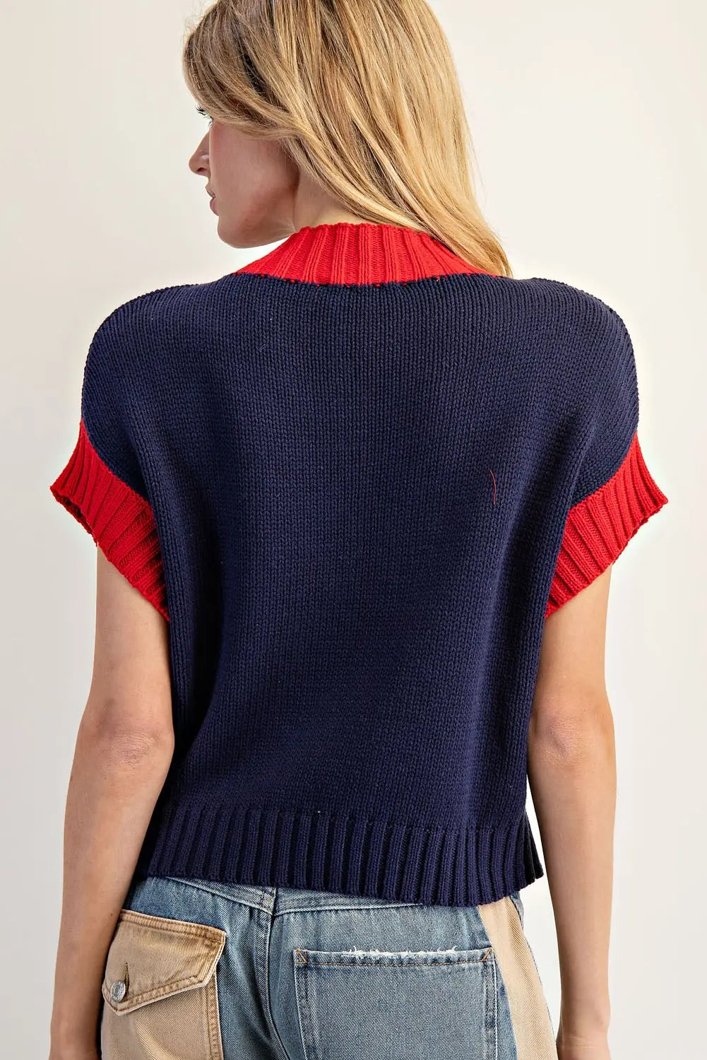 Contrast Ribbed Mock Neck Cropped Sweater