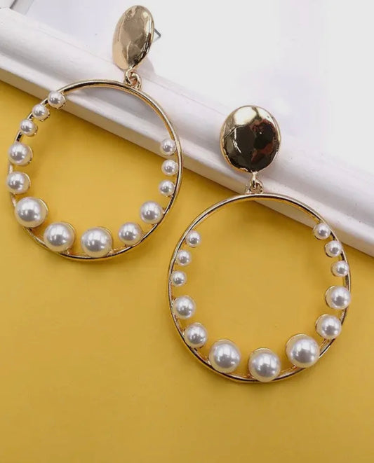 Pearl round drop earrings