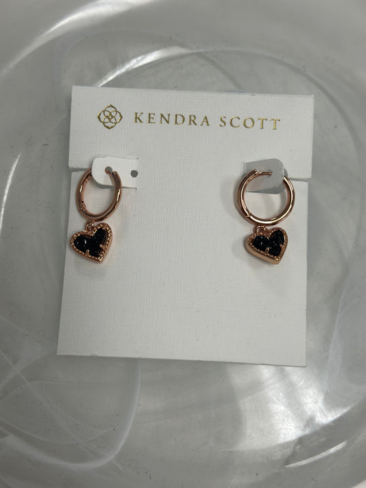 Kendra Scott black druzy earrings