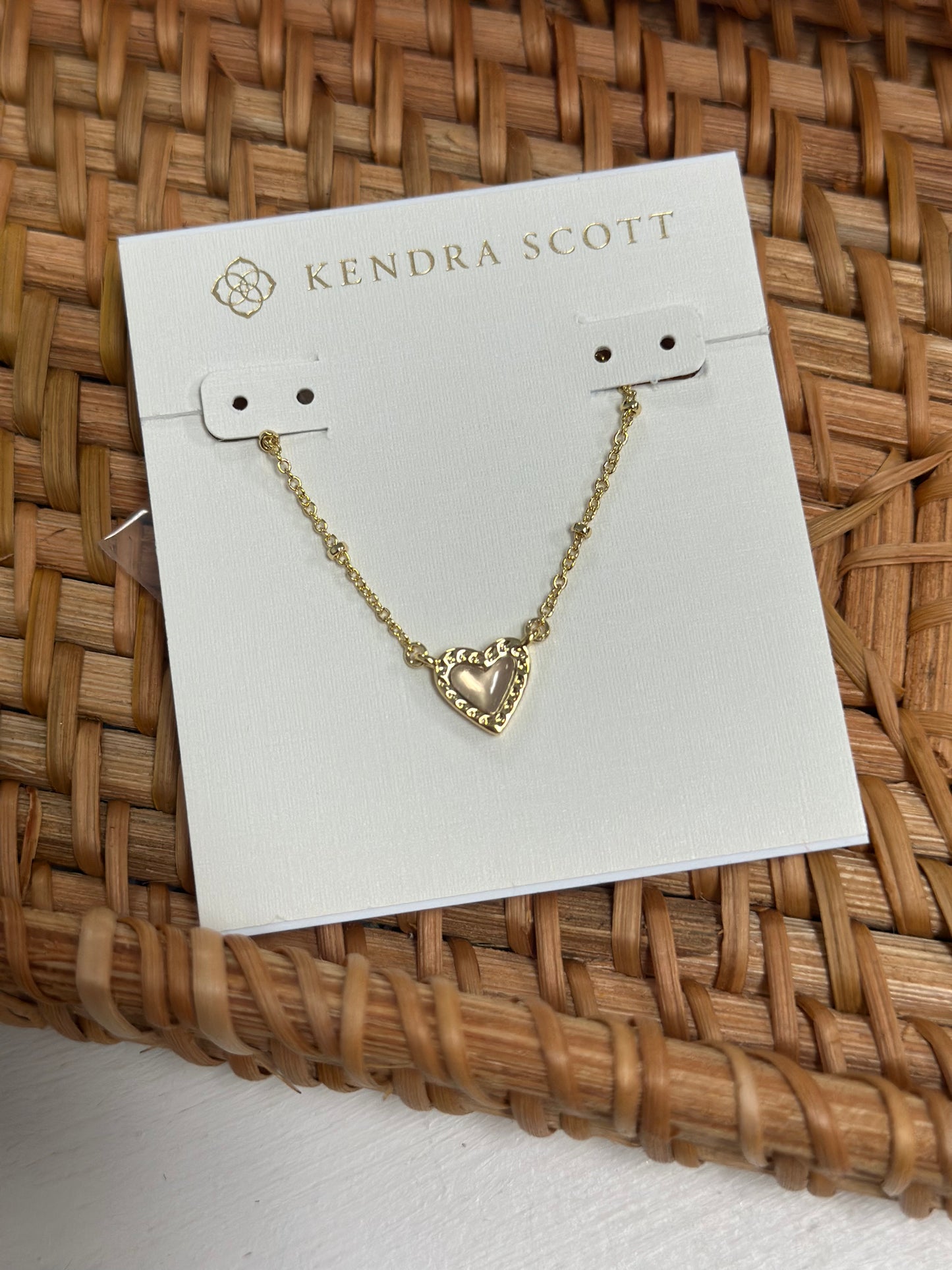 Kendra Scott mini heart necklace