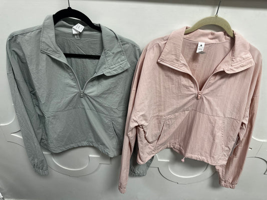 Quarter-zip Wind Breaker