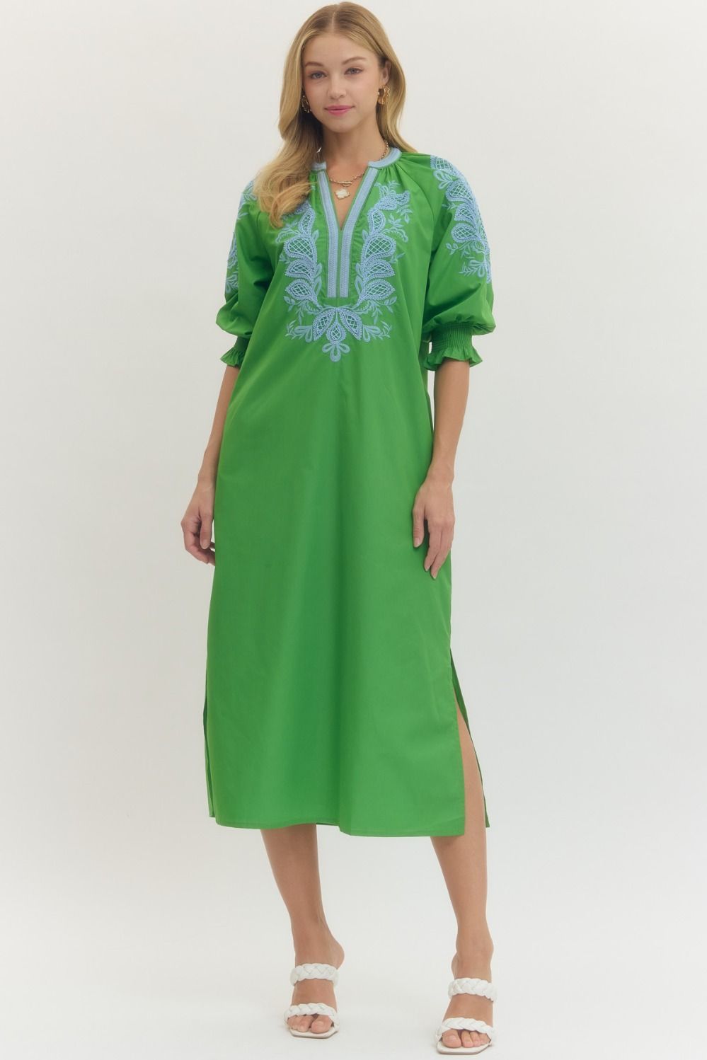 Embroidered V-neck half sleeve midi dress