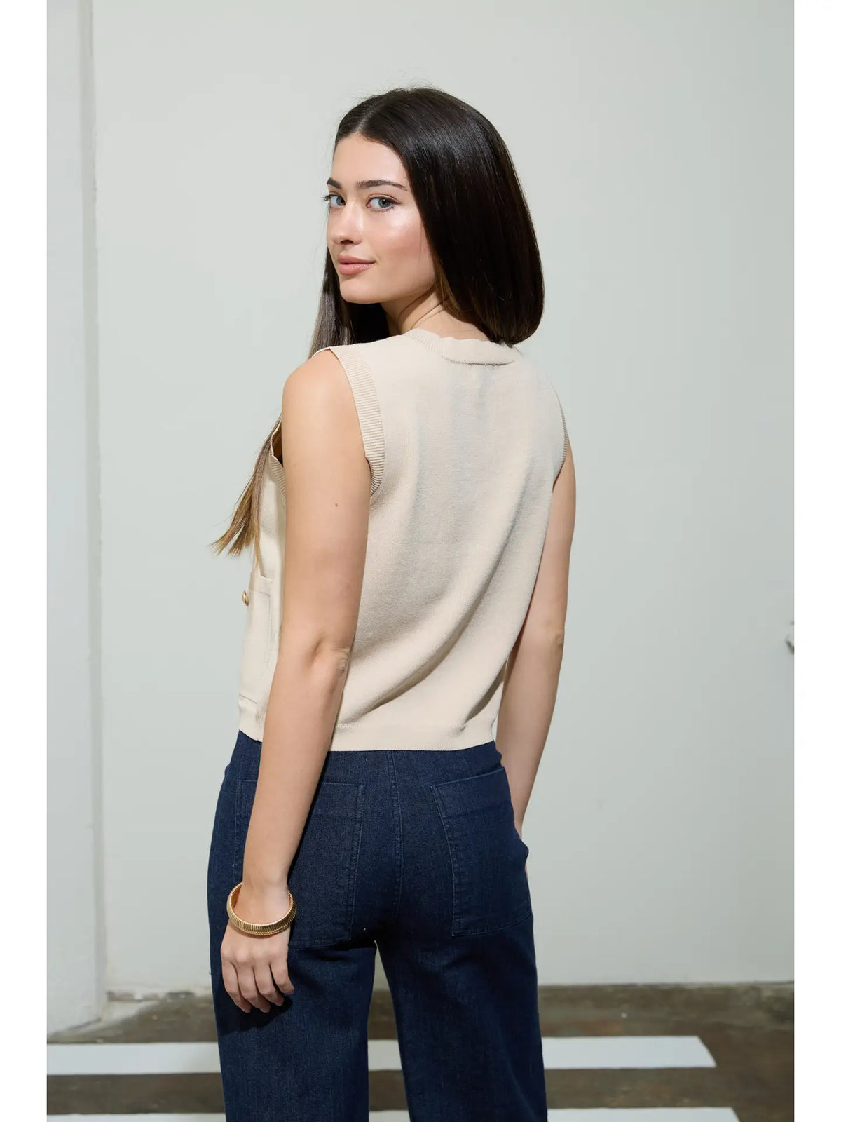 Gold Button Round Neck Knit Cardigan Vest