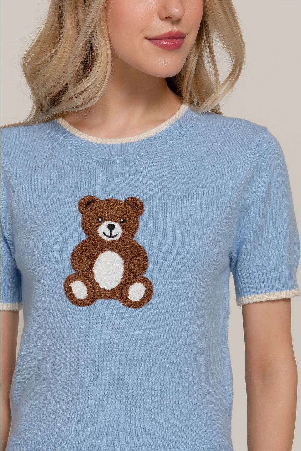 Short Sleeve Flocked Bear Crew Neck Knit Top
