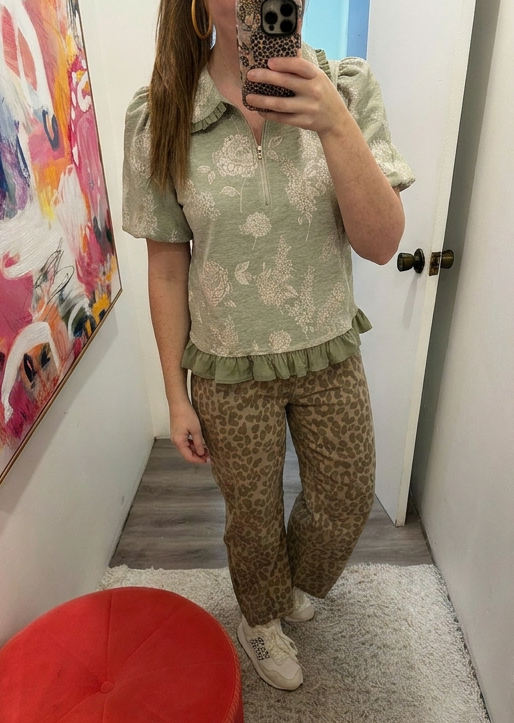 Ruffled Collar Half Zip Floral Velvet Jacquard Top