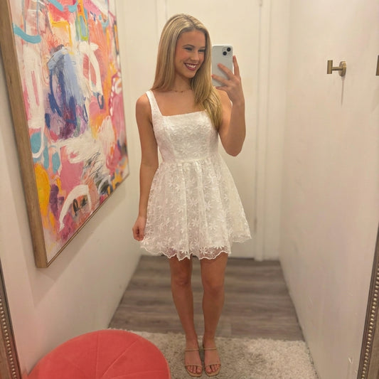 Square Neck Floral Embroidered Silhouette Dress